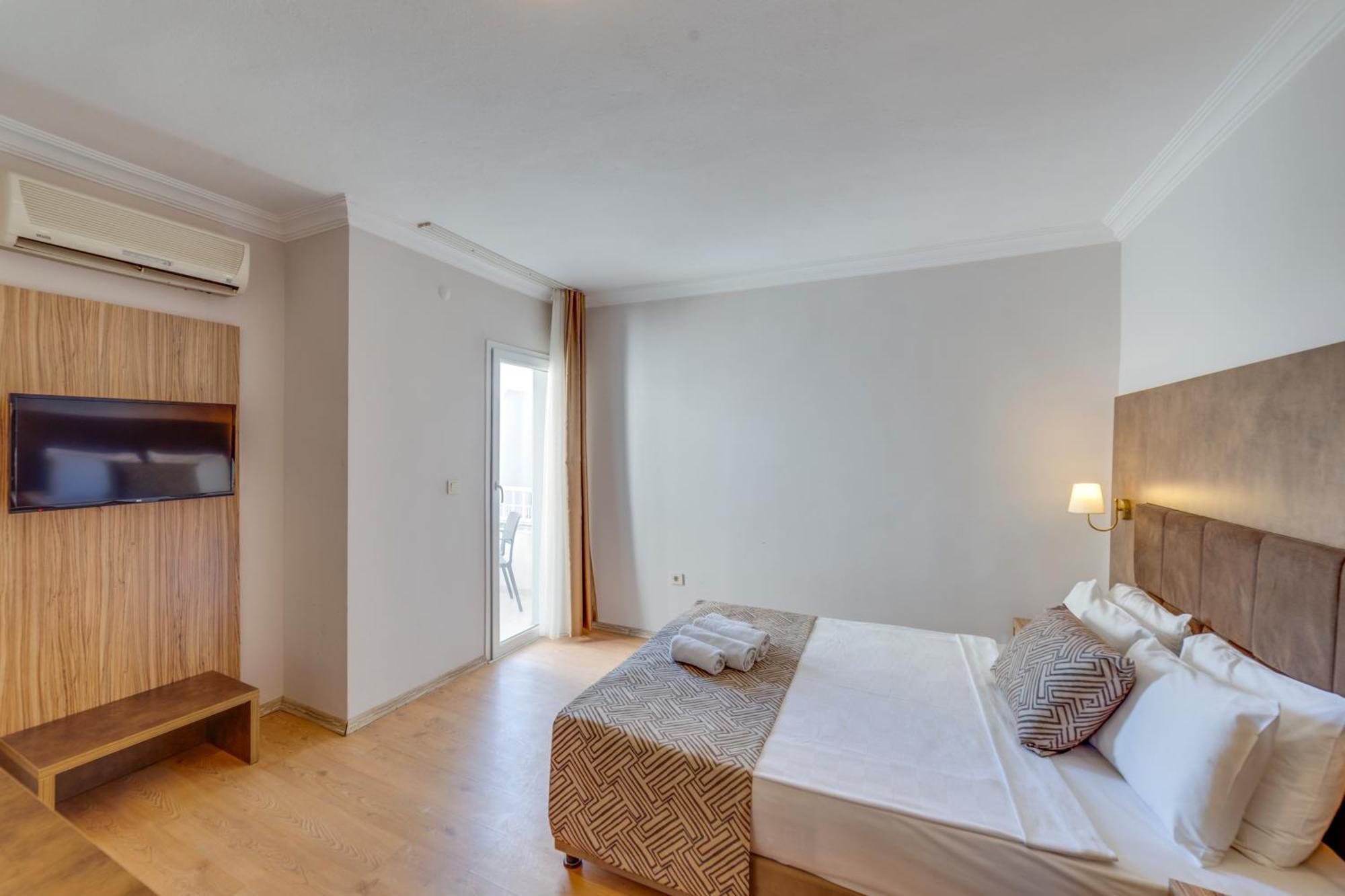 Smart Holiday Hotel Bodrum บิเตซ ภายนอก รูปภาพ