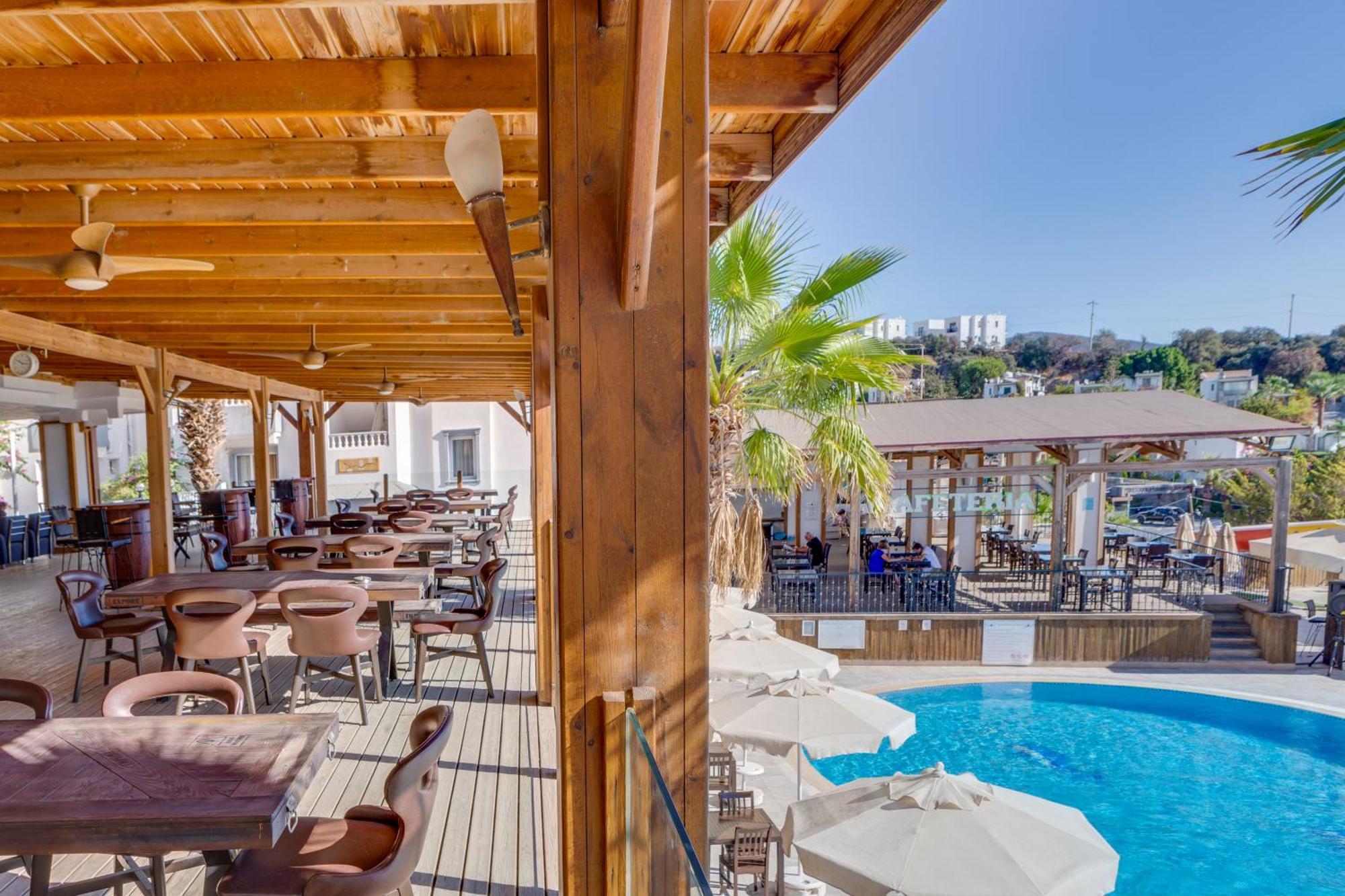 Smart Holiday Hotel Bodrum บิเตซ ภายนอก รูปภาพ