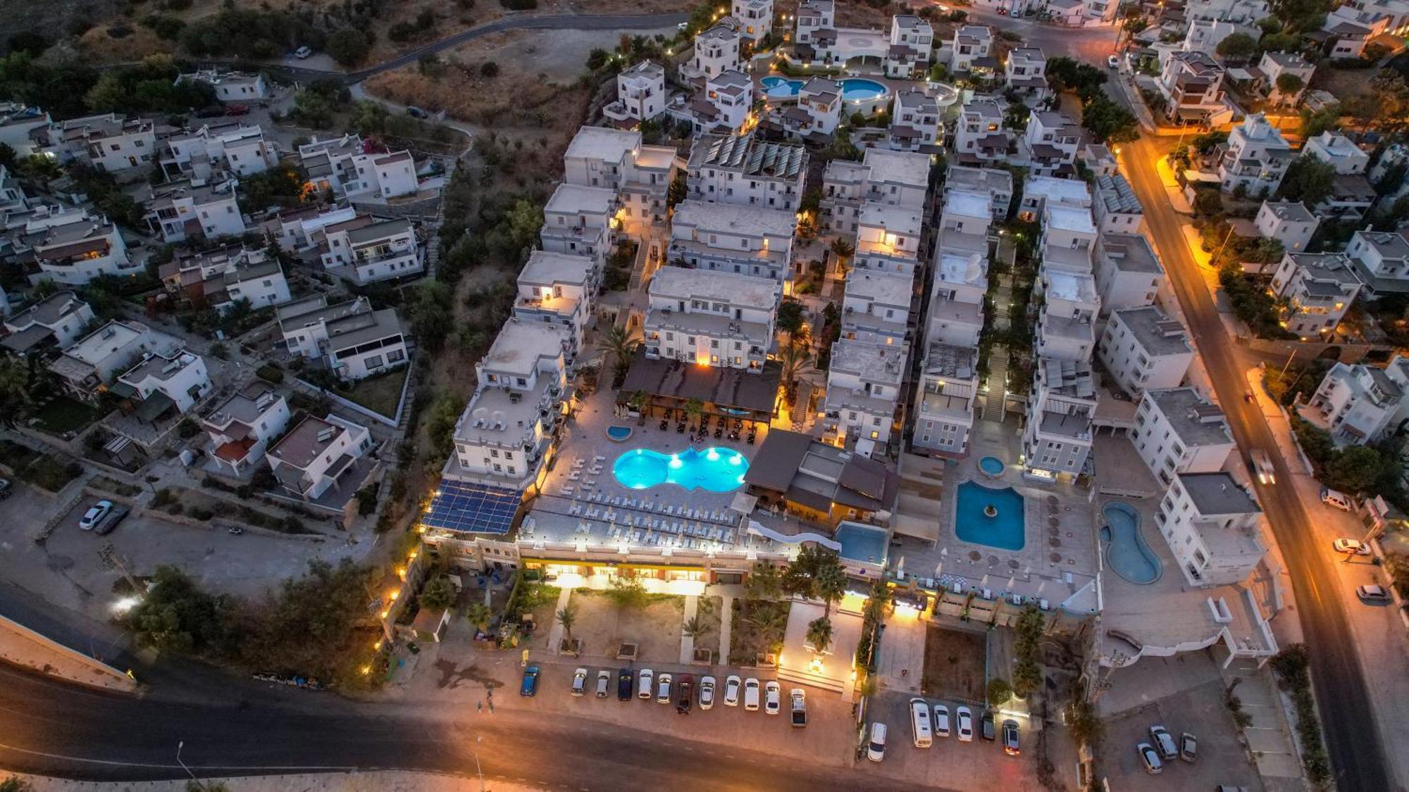 Smart Holiday Hotel Bodrum บิเตซ ภายนอก รูปภาพ